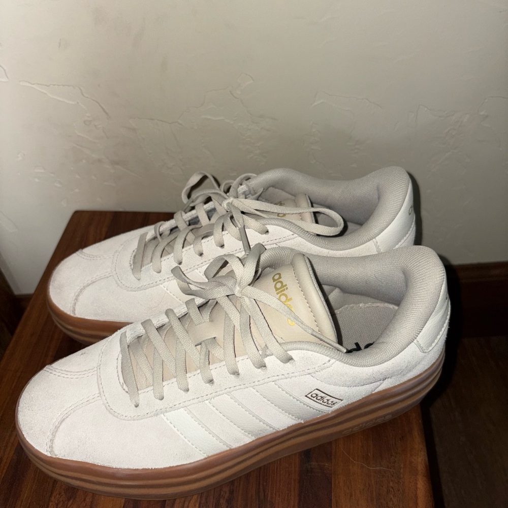 adidas Women’s Off-White Sneakers with Gum Sole